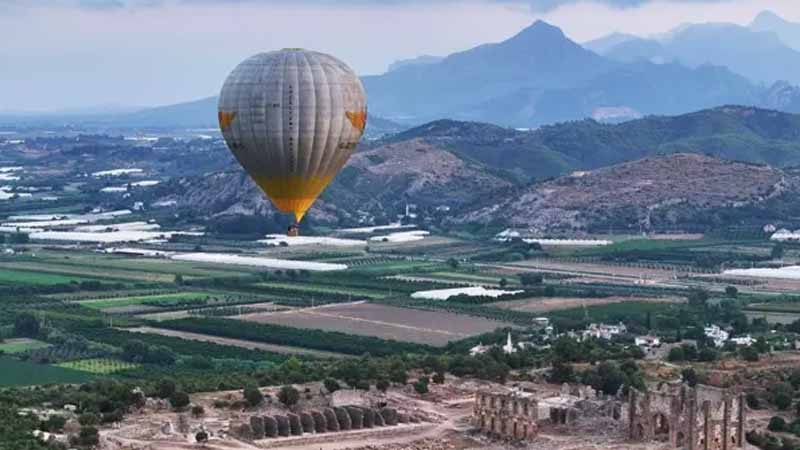hot air balloon riding okurcalar