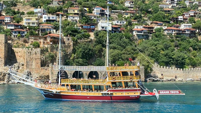 okurcalar relax boat tour advice