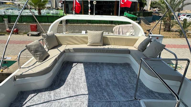 okurcalar yacht rental prices