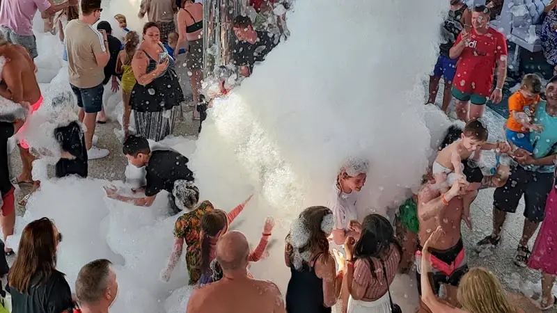 foam-party okurcalar boat tour