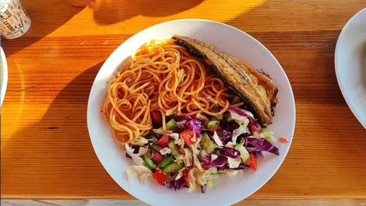 lunch on the boat