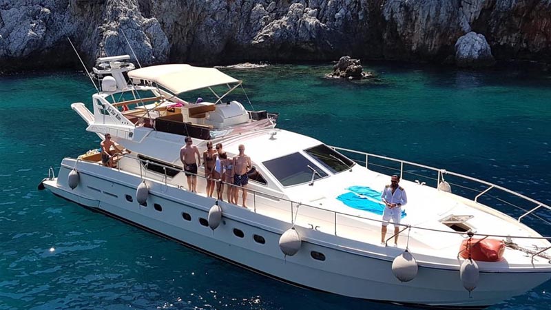 okurcalar private yacht charter