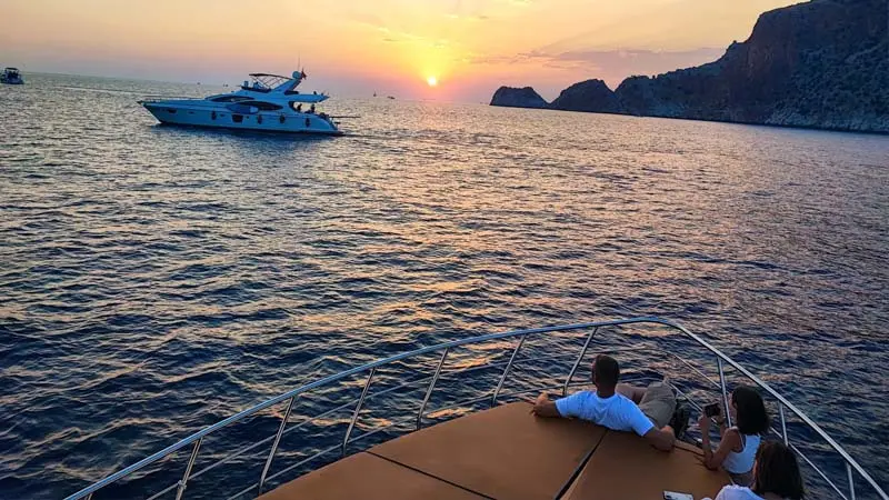 SUNSET private boat okurcalar